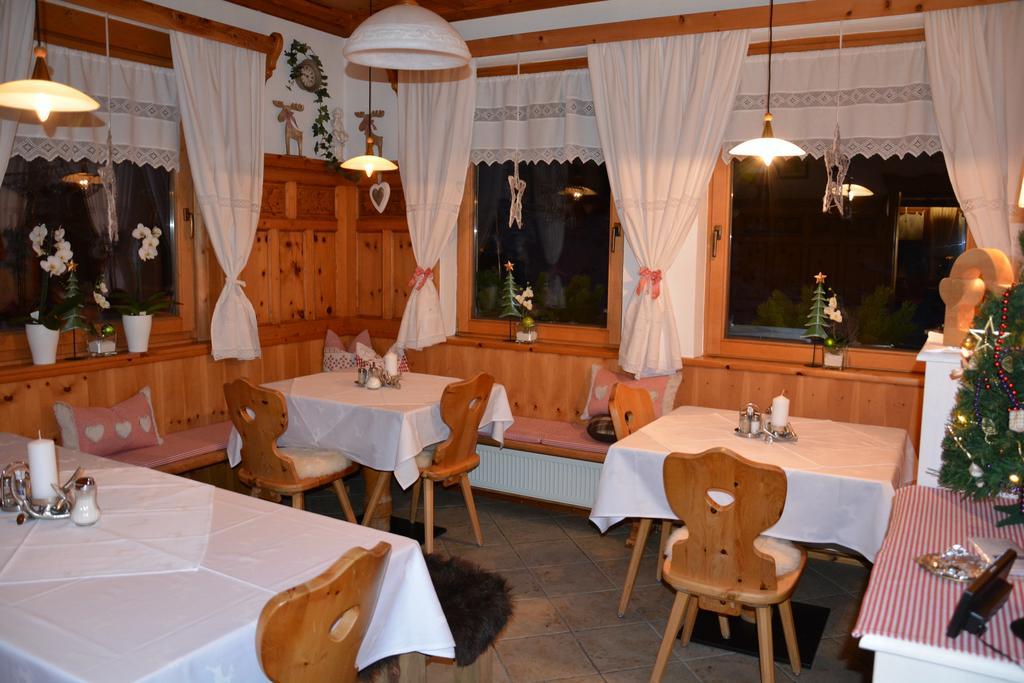Hotel Gasthaus Schwarzenstein Ginzling Dış mekan fotoğraf